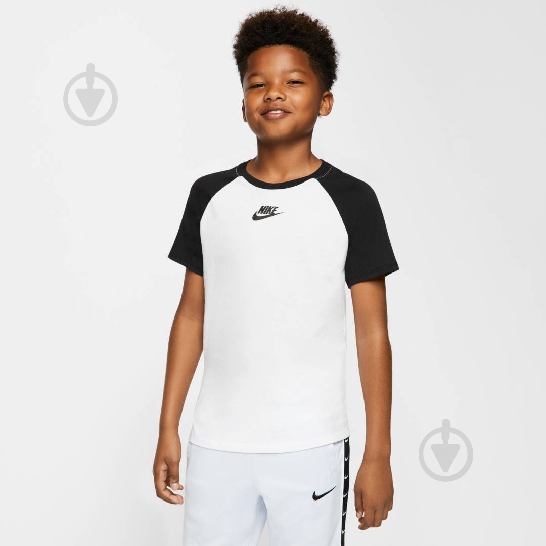 Футболка Nike B NSW TEE HYBRID C&S RAGLAN CV2157-100 р.XS белый - фото 4