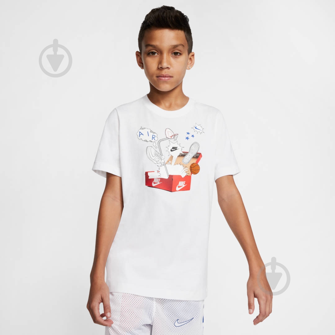 Футболка Nike B NSW TEE SHOEBOX AF1 CV2163-100 р.L білий - фото 2 Футболка Nike B NSW TEE SHOEBOX AF1 CV2163-100 р.L білий - фото 2