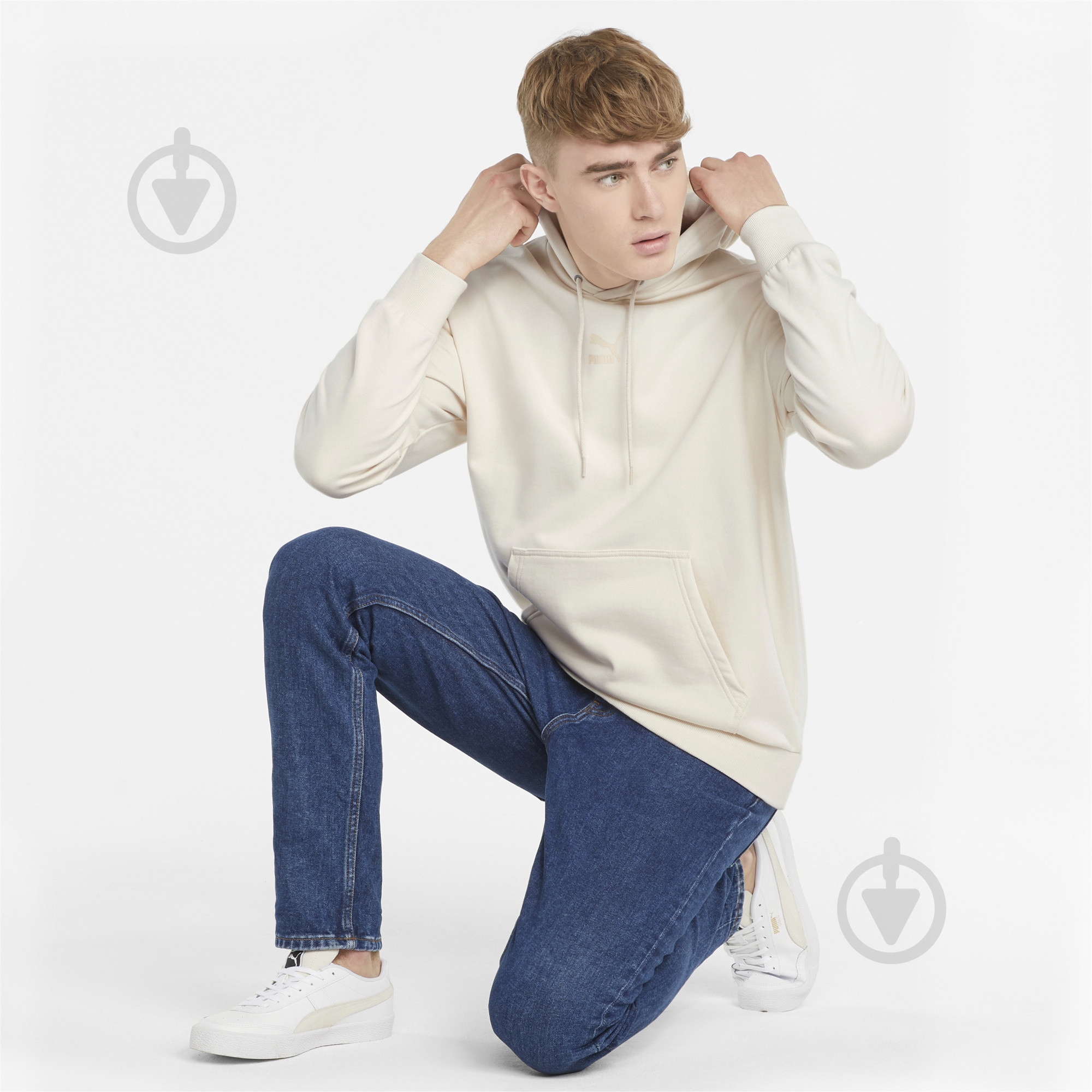 Джемпер Puma Classics Oversized Hoodie TR 53213899 р. S білий - фото 5
