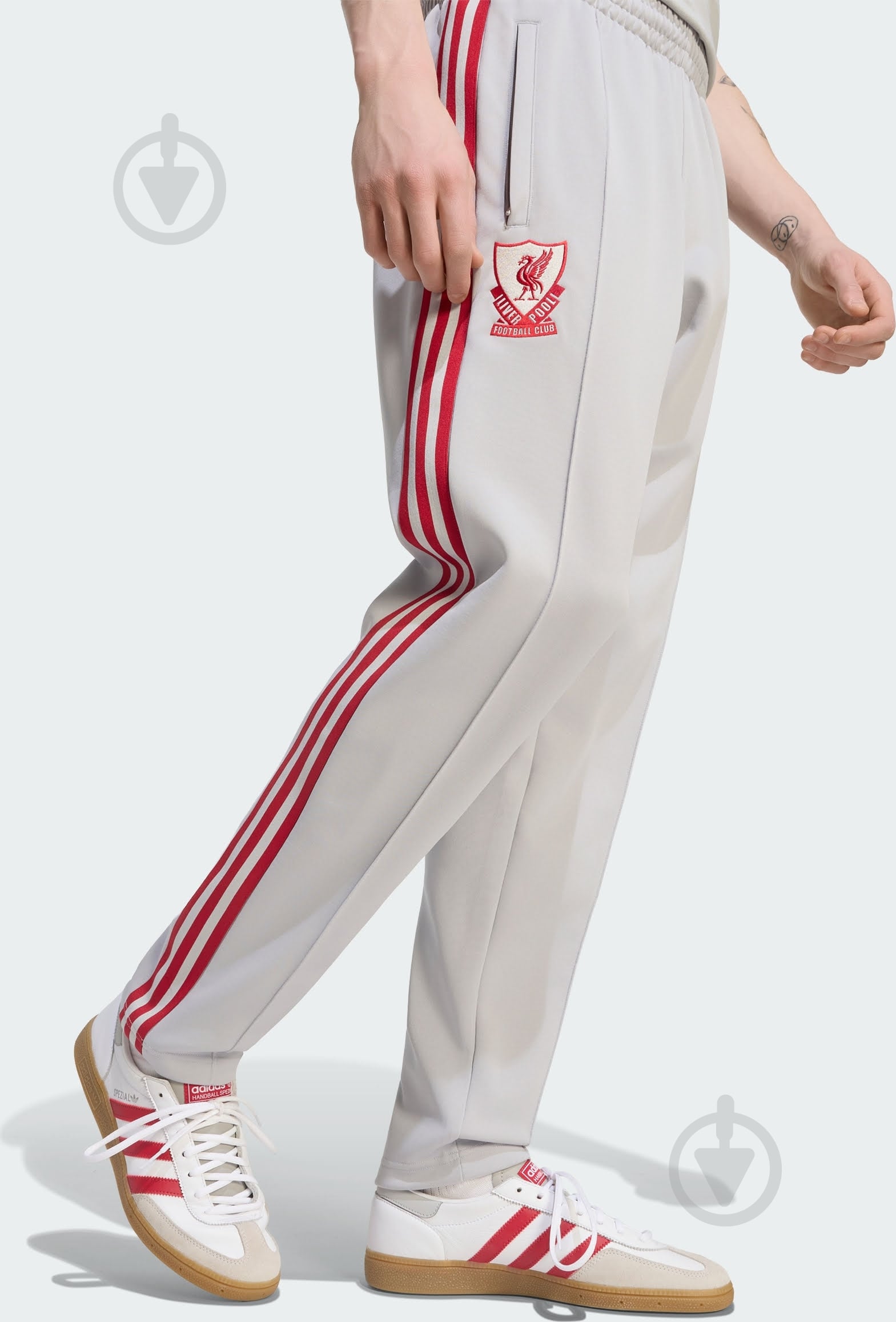 Брюки Adidas LFC OG2 TP KG2902 р. M серый - фото 5 Брюки Adidas LFC OG2 TP KG2902 р. M серый - фото 5