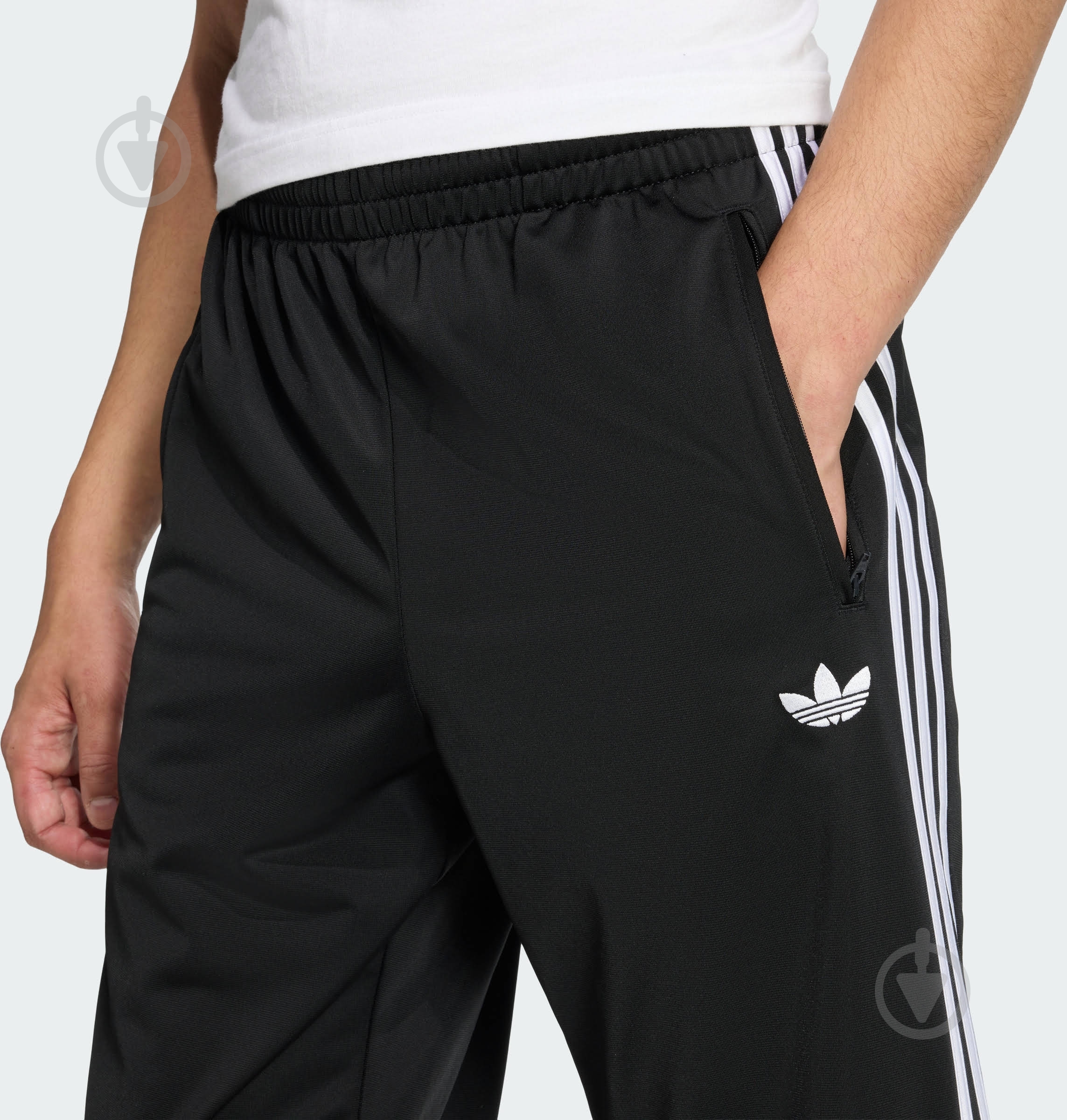 Брюки Adidas FIREBIRD TP KD8315 р. M черный - фото 4 Брюки Adidas FIREBIRD TP KD8315 р. M черный - фото 4