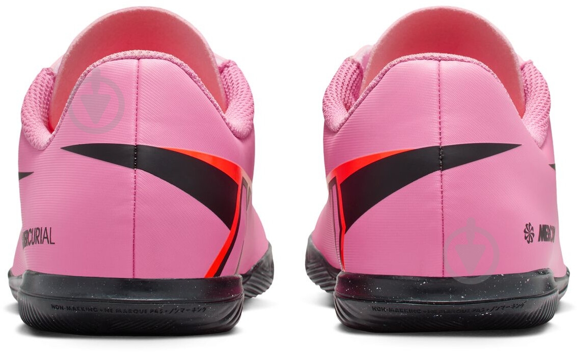 Футзальне взуття Nike Jr. Mercurial Vapor 16 Club FQ8289-600 р.35 рожевий - фото 6 Футзальне взуття Nike Jr. Mercurial Vapor 16 Club FQ8289-600 р.35 рожевий - фото 6