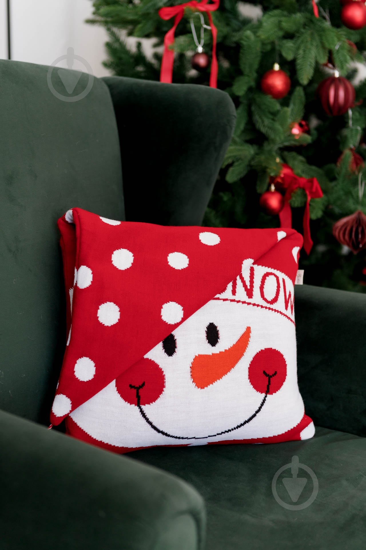 Подушка декоративная вязаная Снеговик в ковпаке 45x45 см красная Прованс - фото 4 Подушка декоративная вязаная Снеговик в ковпаке 45x45 см красная Прованс - фото 4