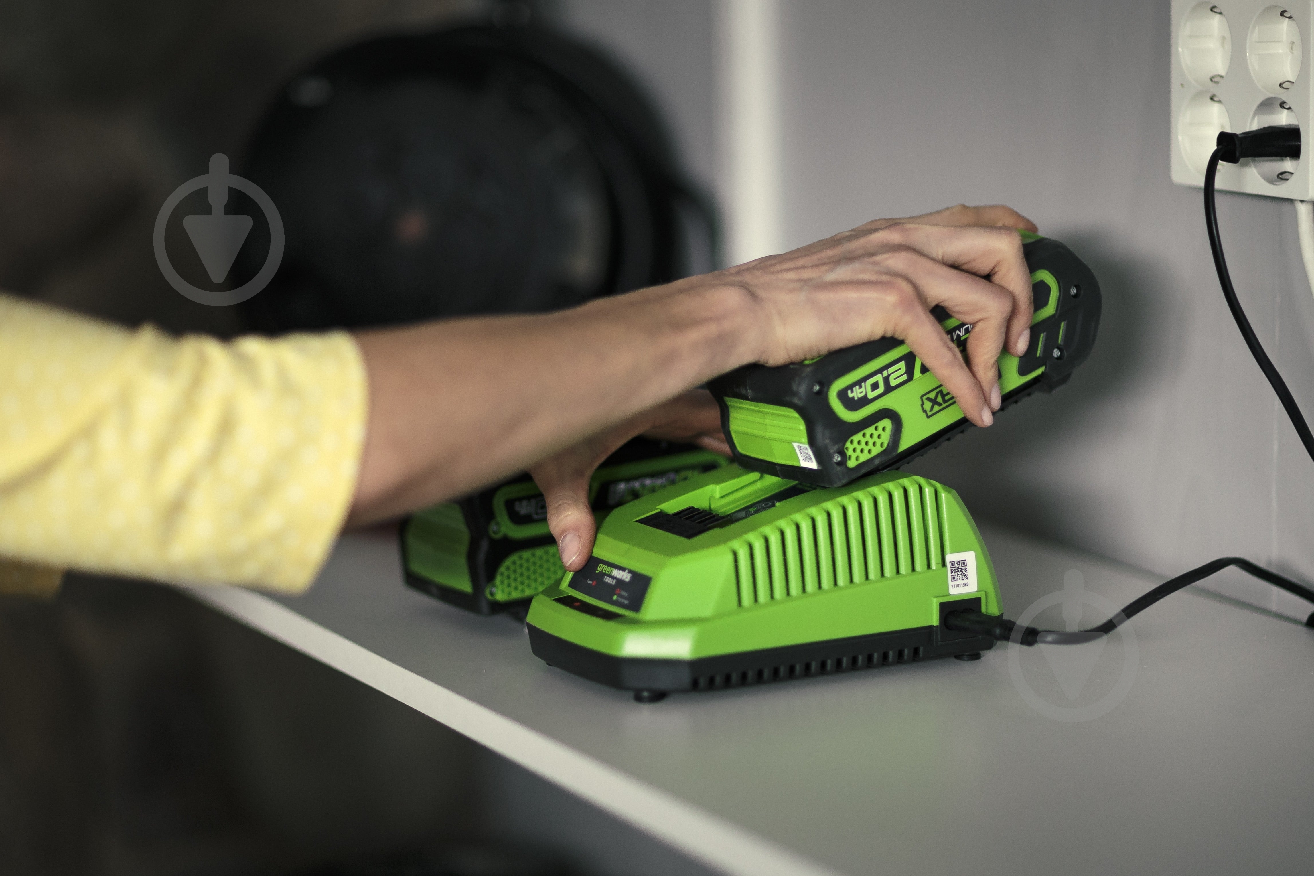 Зарядное устройство GreenWorks универсальное G40C/G40UC (2904607/2910907) - фото 7 Зарядное устройство GreenWorks универсальное G40C/G40UC (2904607/2910907) - фото 7