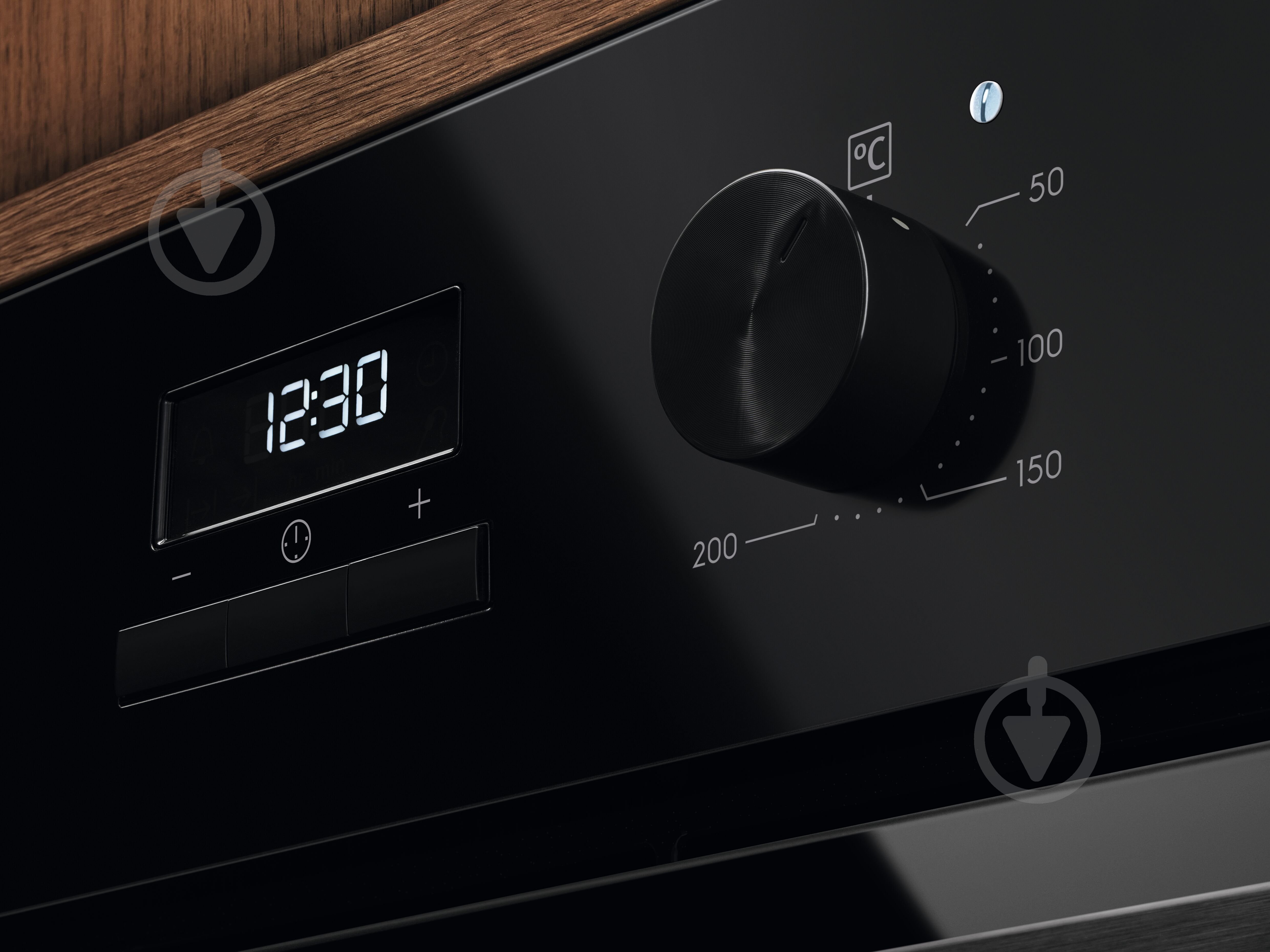 Духовой шкаф Electrolux LOH3H00BK - фото 3