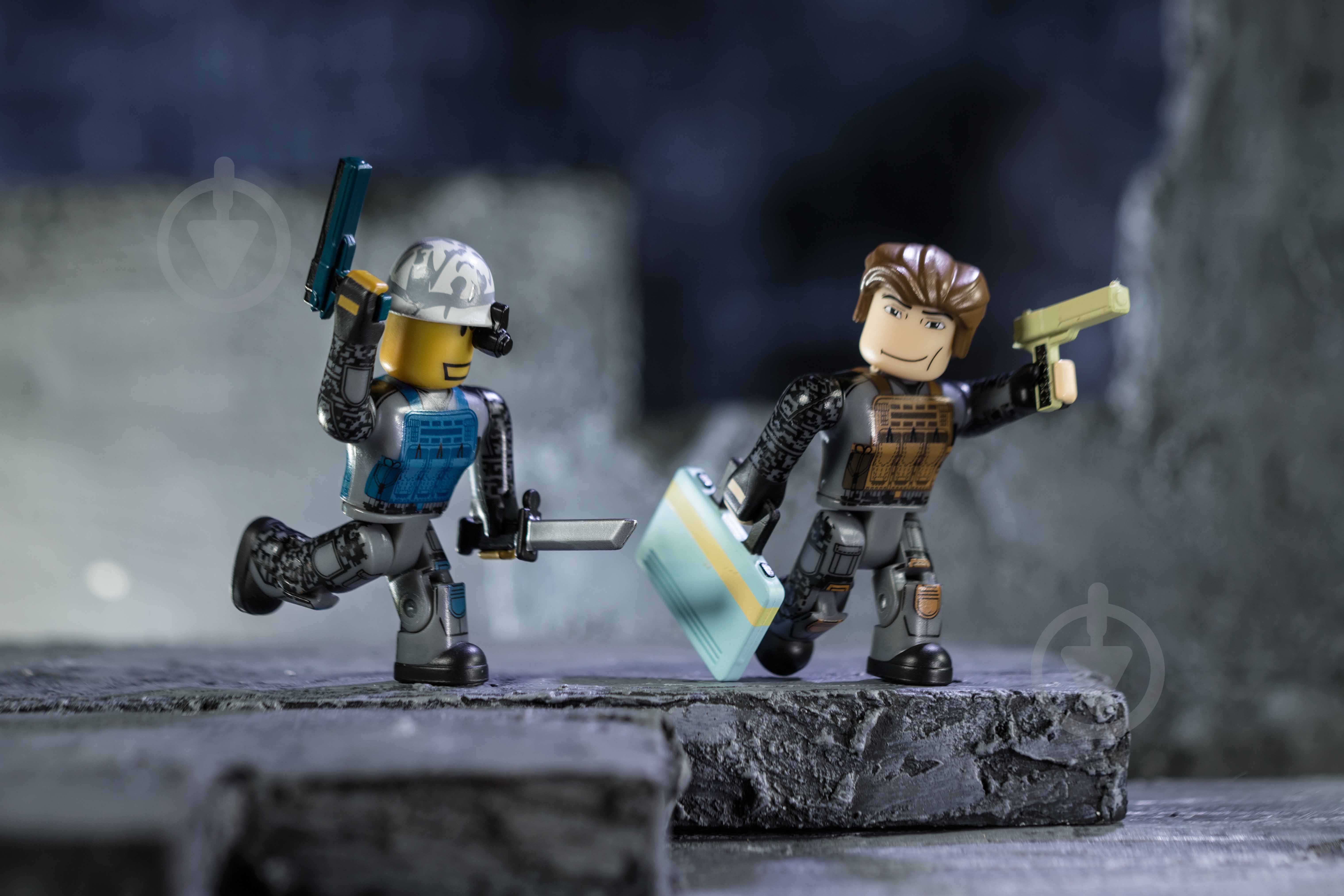 Набор фигурок Jazwares Roblox Game Packs Phantom Forces W6 ROB0208 - фото 3 Набор фигурок Jazwares Roblox Game Packs Phantom Forces W6 ROB0208 - фото 3