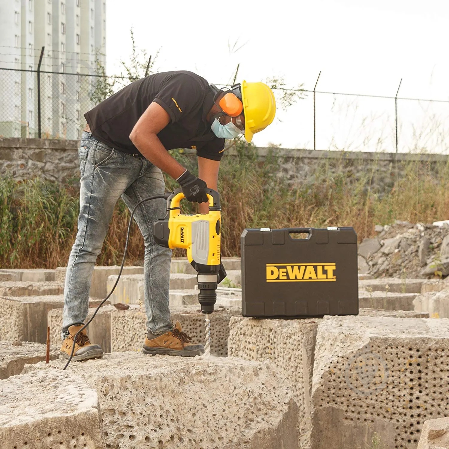 Перфоратор DeWalt D25733K - фото 13