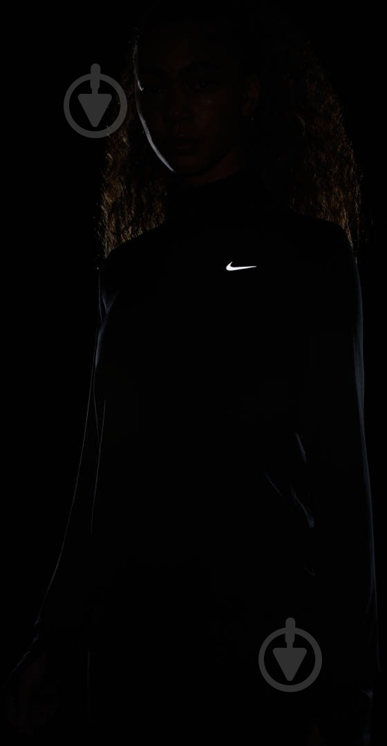 Джемпер Nike W NK SWIFT ELMNT DF UV HZ TOP FB4316-010 р.XS чорний - фото 6 Джемпер Nike W NK SWIFT ELMNT DF UV HZ TOP FB4316-010 р.XS чорний - фото 6