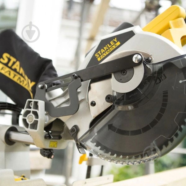 Пила торцовочная Stanley FatMax FME720 - фото 9 Пила торцовочная Stanley FatMax FME720 - фото 9