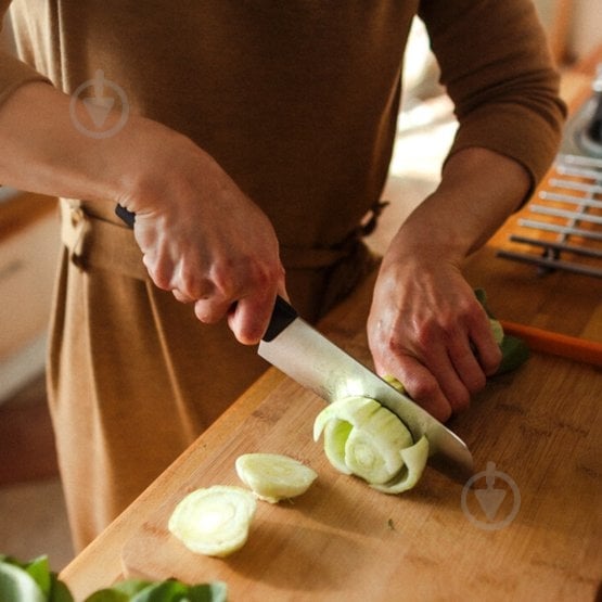 Нож сантоку Fiskars FF 1057536 - фото 4 Нож сантоку Fiskars FF 1057536 - фото 4