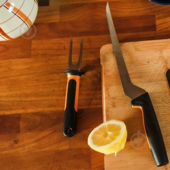 Вилка Fiskars FF 1057548 - фото 3 Вилка Fiskars FF 1057548 - фото 3