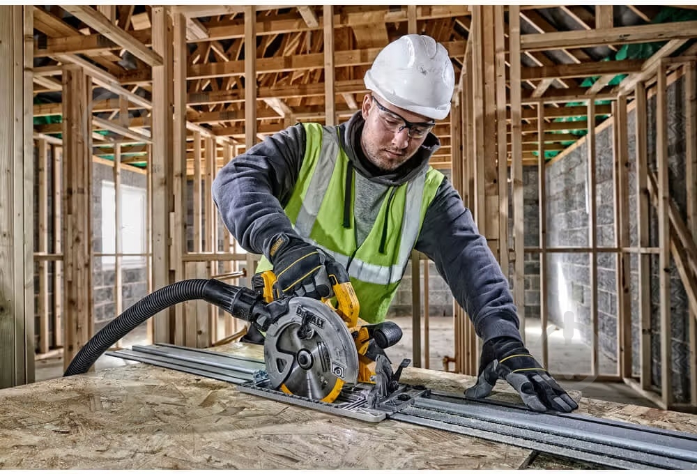 Пила дисковая DeWalt DCS572N - фото 9