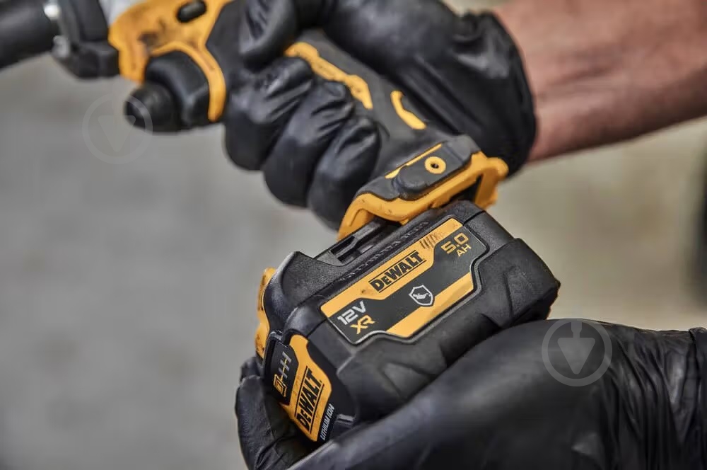 Батарея аккумуляторная DeWalt 12,0V 5Ah DCB126G DCB126G - фото 6 Батарея аккумуляторная DeWalt 12,0V 5Ah DCB126G DCB126G - фото 6