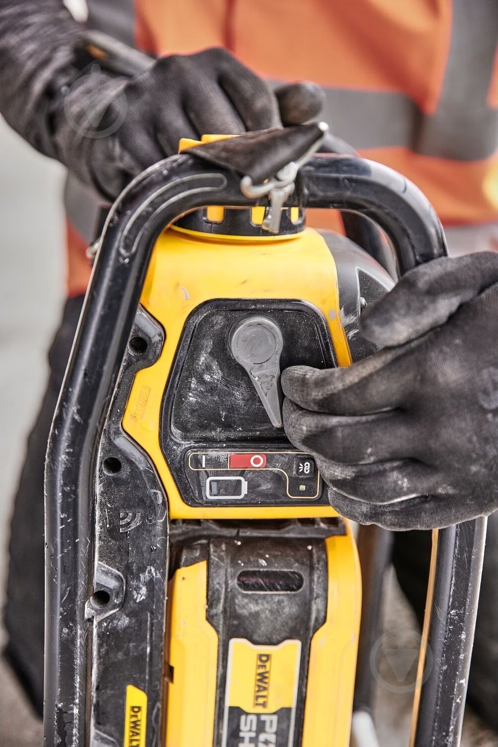 Вибратор для бетона DeWalt POWERSHIFT DCPS320N - фото 14