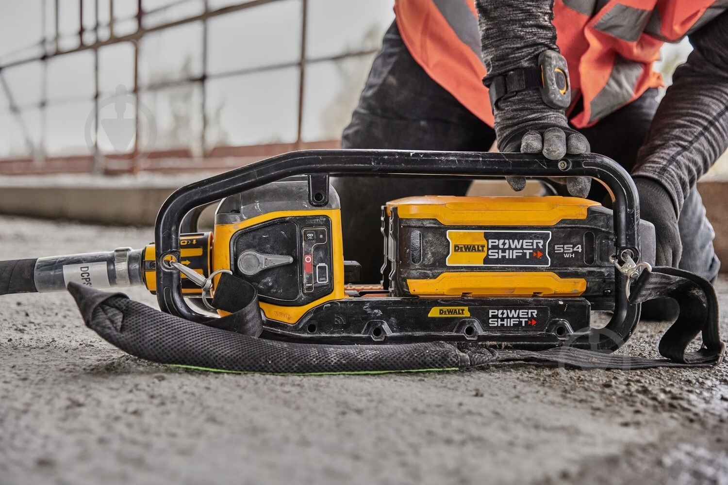 Вибратор для бетона DeWalt POWERSHIFT DCPS320N - фото 10
