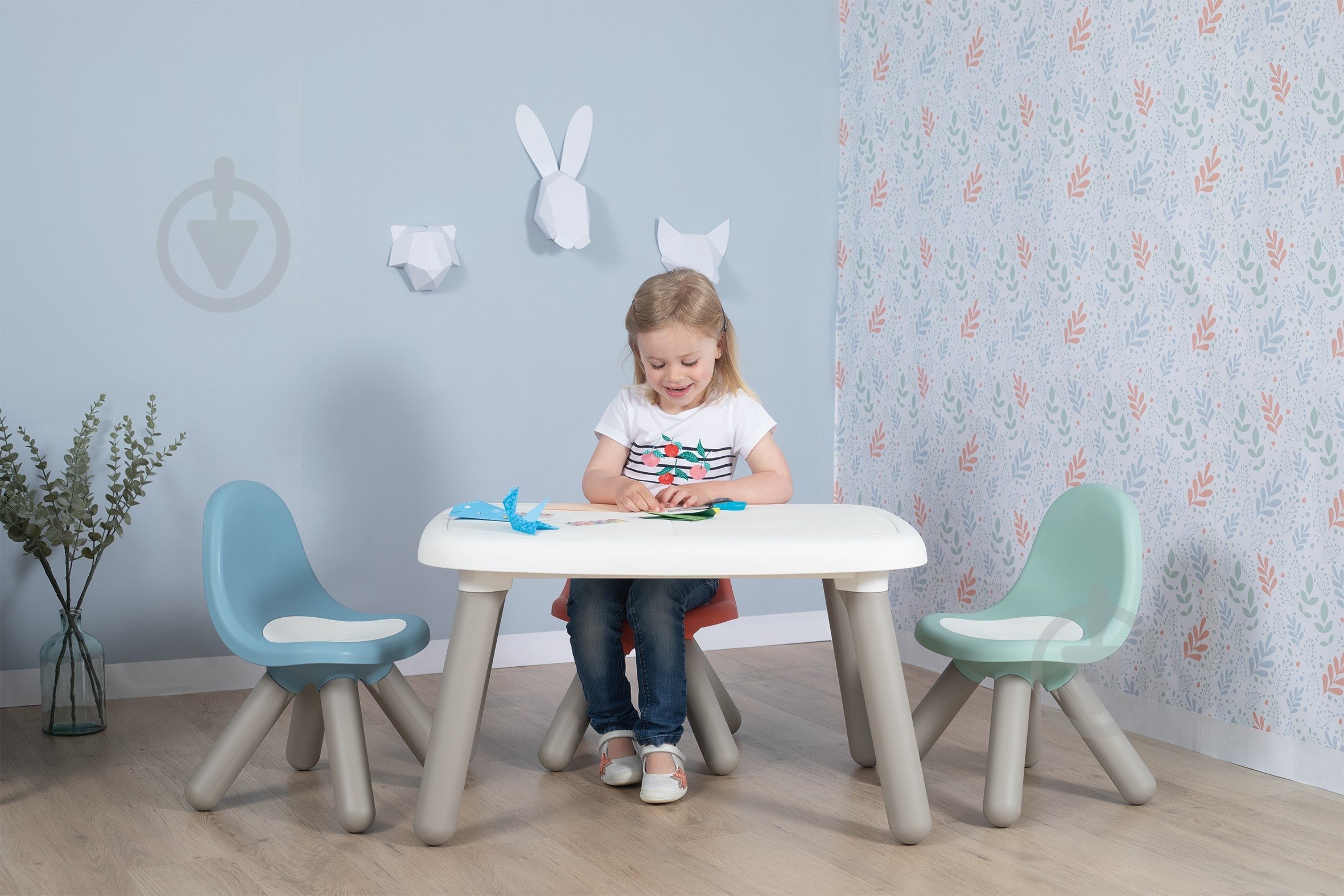 Стол детский Smoby 880405 бело-серый - фото 2 Стол детский Smoby 880405 бело-серый - фото 2