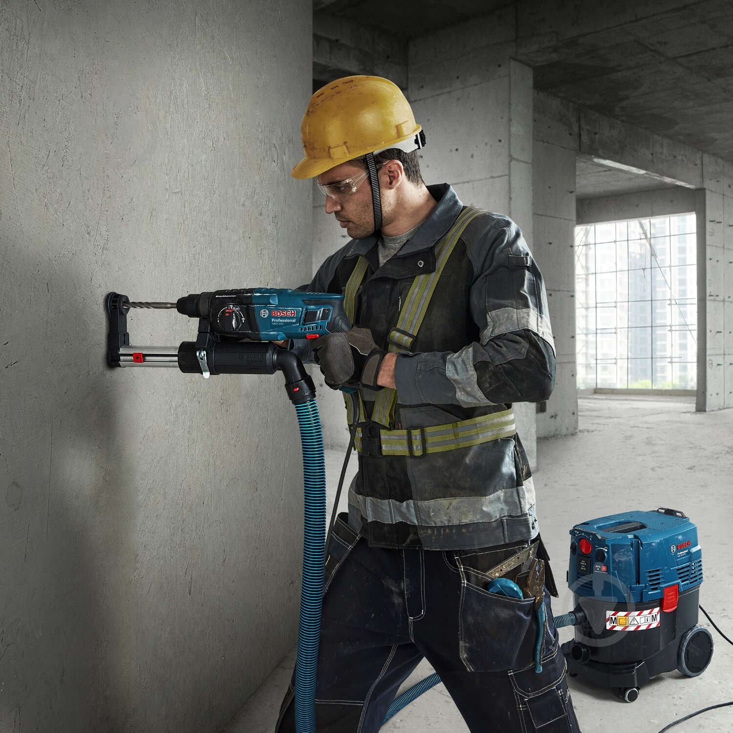 Перфоратор Bosch Professional GBH 220 06112A6020 - фото 4 Перфоратор Bosch Professional GBH 220 06112A6020 - фото 4