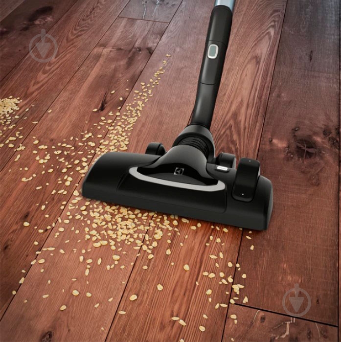 Пылесос Electrolux EUS8X3CB - фото 3
