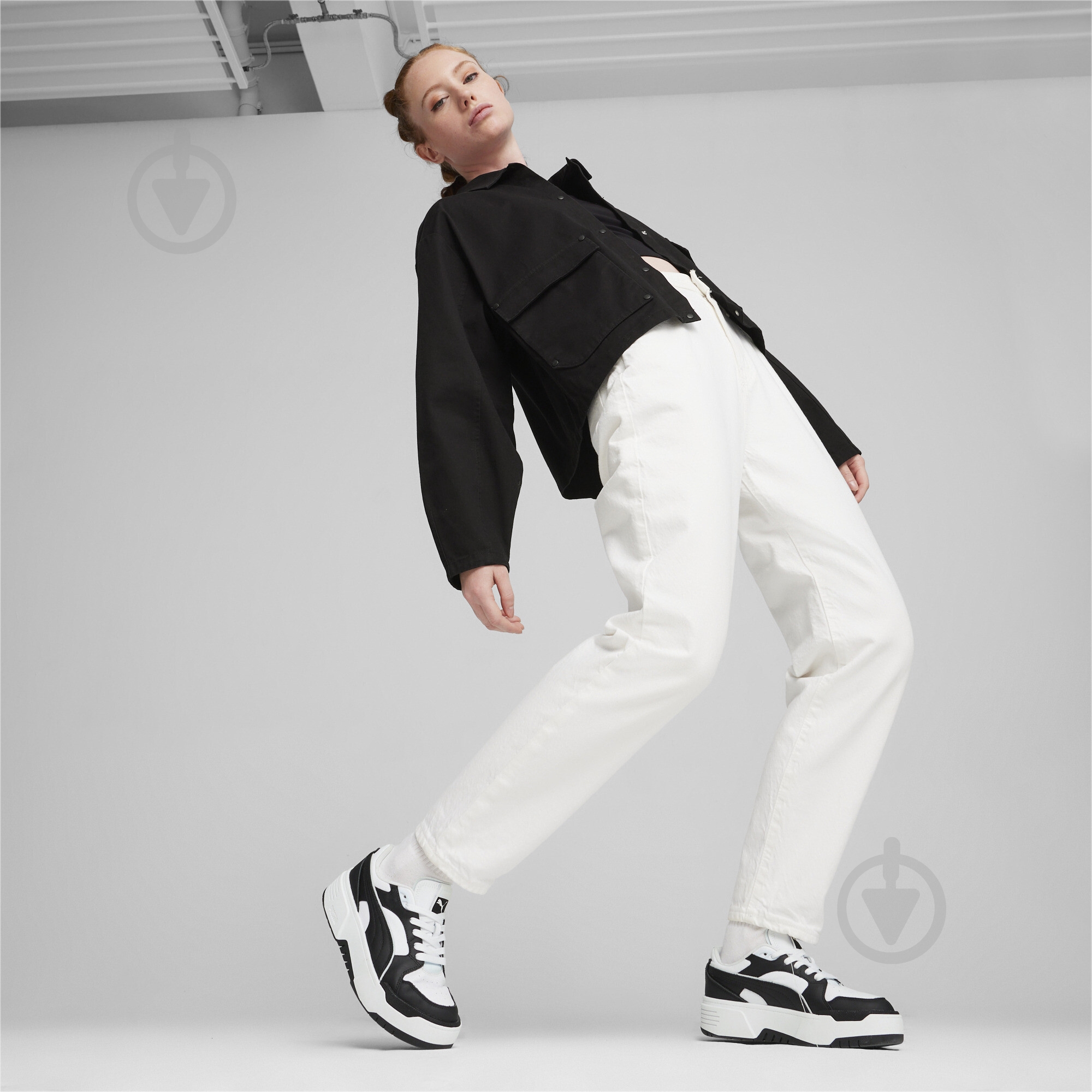 Куртка Puma CLASSICS SHORE JACKET 62369701 р.XS - фото 5 Куртка Puma CLASSICS SHORE JACKET 62369701 р.XS - фото 5