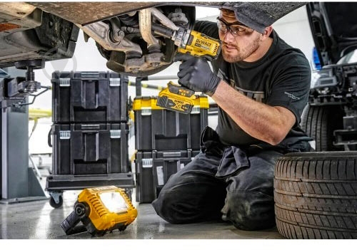Світлодіодний ліхтарик DeWalt DCL077 - фото 5