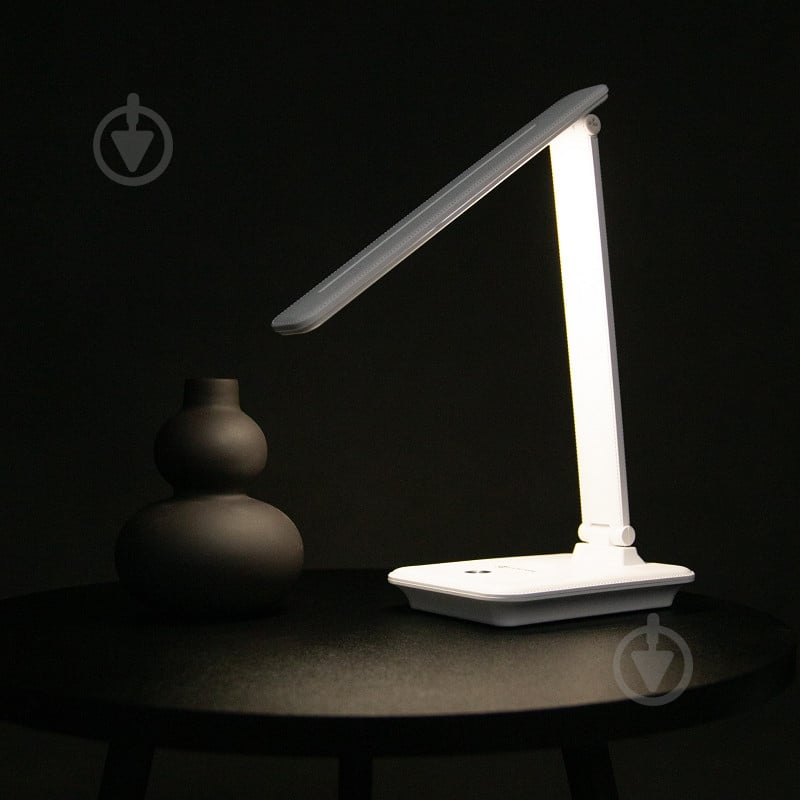 Настольная лампа аккумуляторная Electro House с функцией повербанка 1x10 Вт белый EH-TB-01W - фото 4