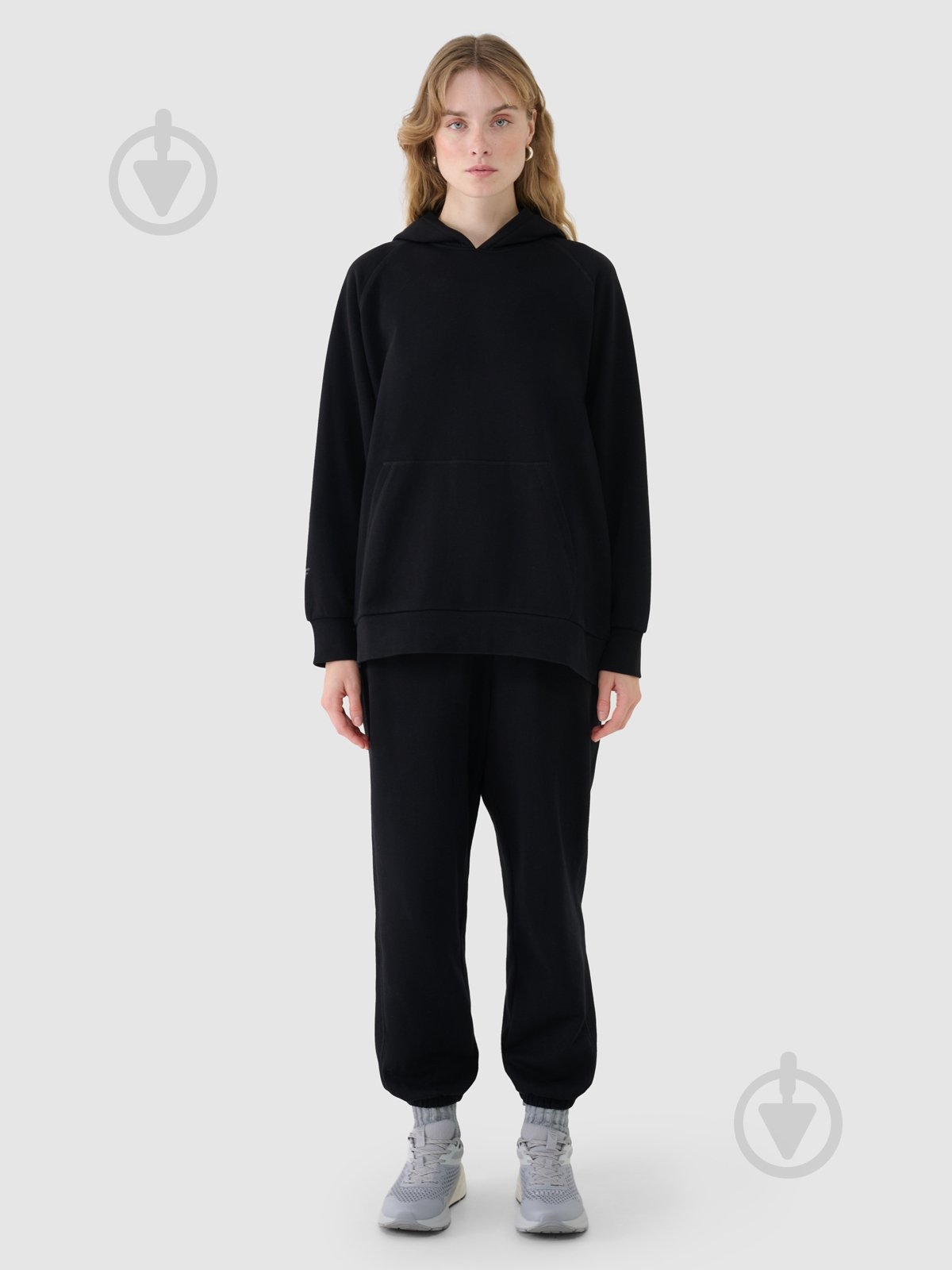 Джемпер 4F 4FWSS25TSWSF1544-20S р.S черный - фото 5 Джемпер 4F 4FWSS25TSWSF1544-20S р.S черный - фото 5