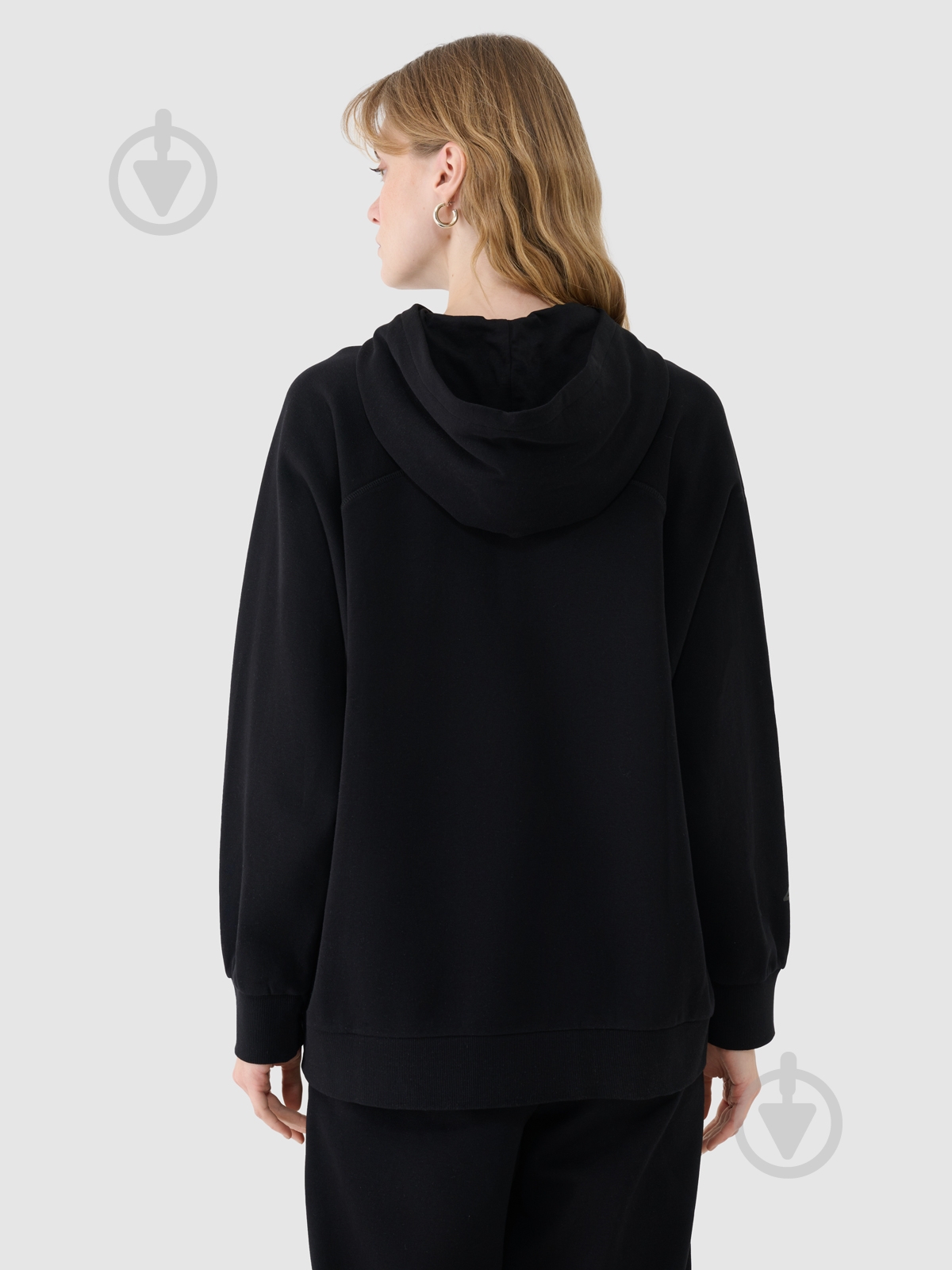 Джемпер 4F 4FWSS25TSWSF1544-20S р.XS чорний - фото 3 Джемпер 4F 4FWSS25TSWSF1544-20S р.XS чорний - фото 3