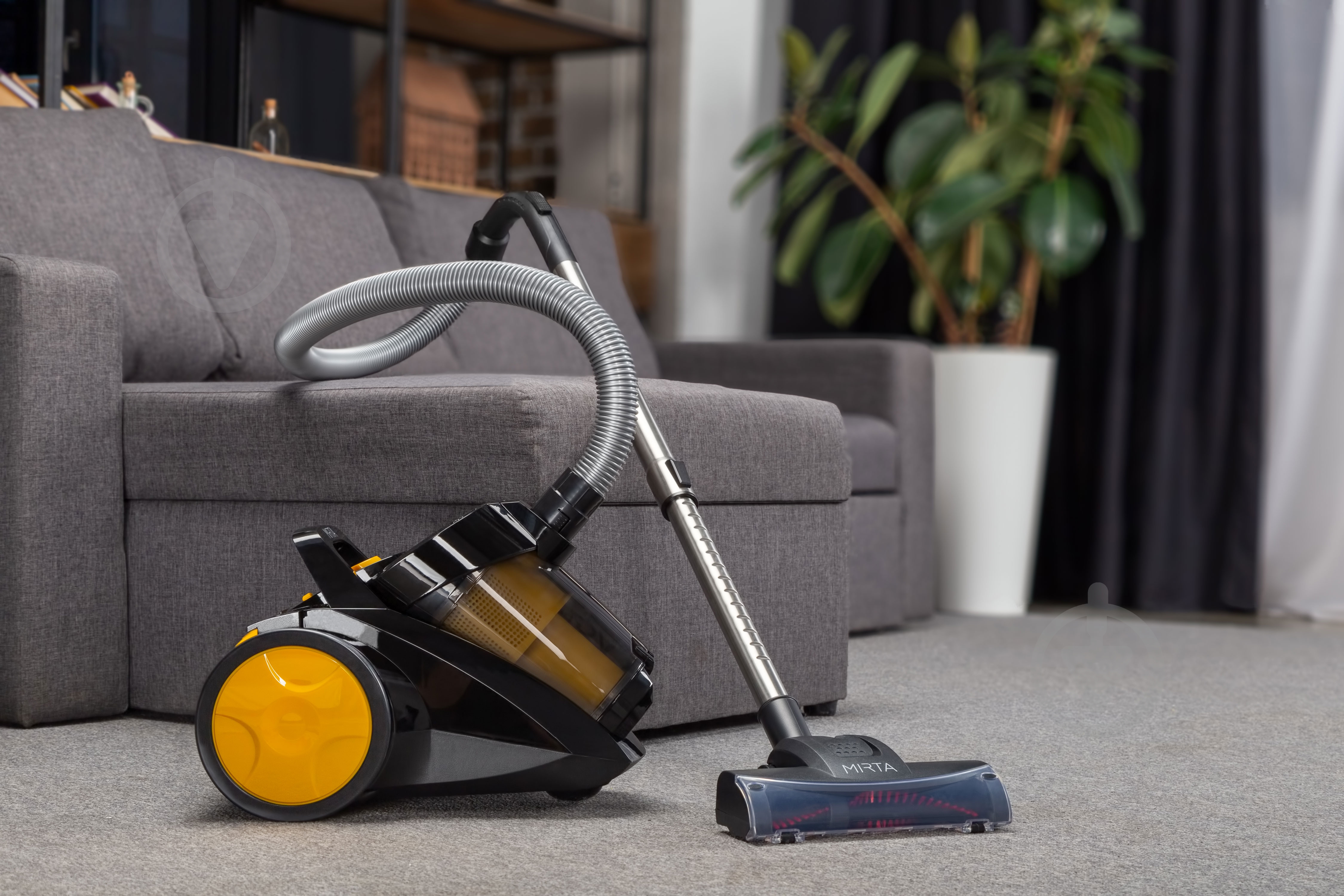 Пылесос Mirta без мешка VCK20B black - фото 13 Пылесос Mirta без мешка VCK20B black - фото 13