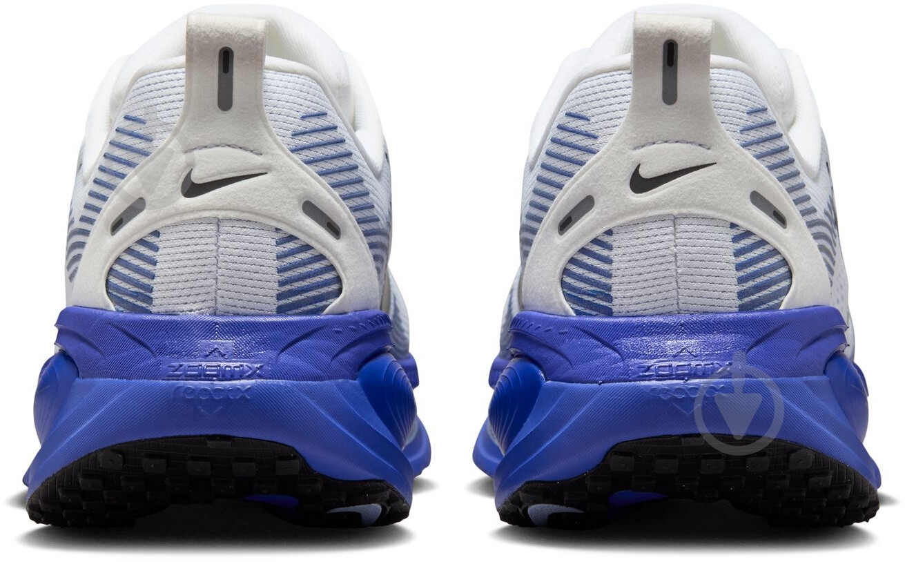 Кроссовки Nike Vomero 18 HM6803-104 р.41 - фото 6 Кроссовки Nike Vomero 18 HM6803-104 р.41 - фото 6