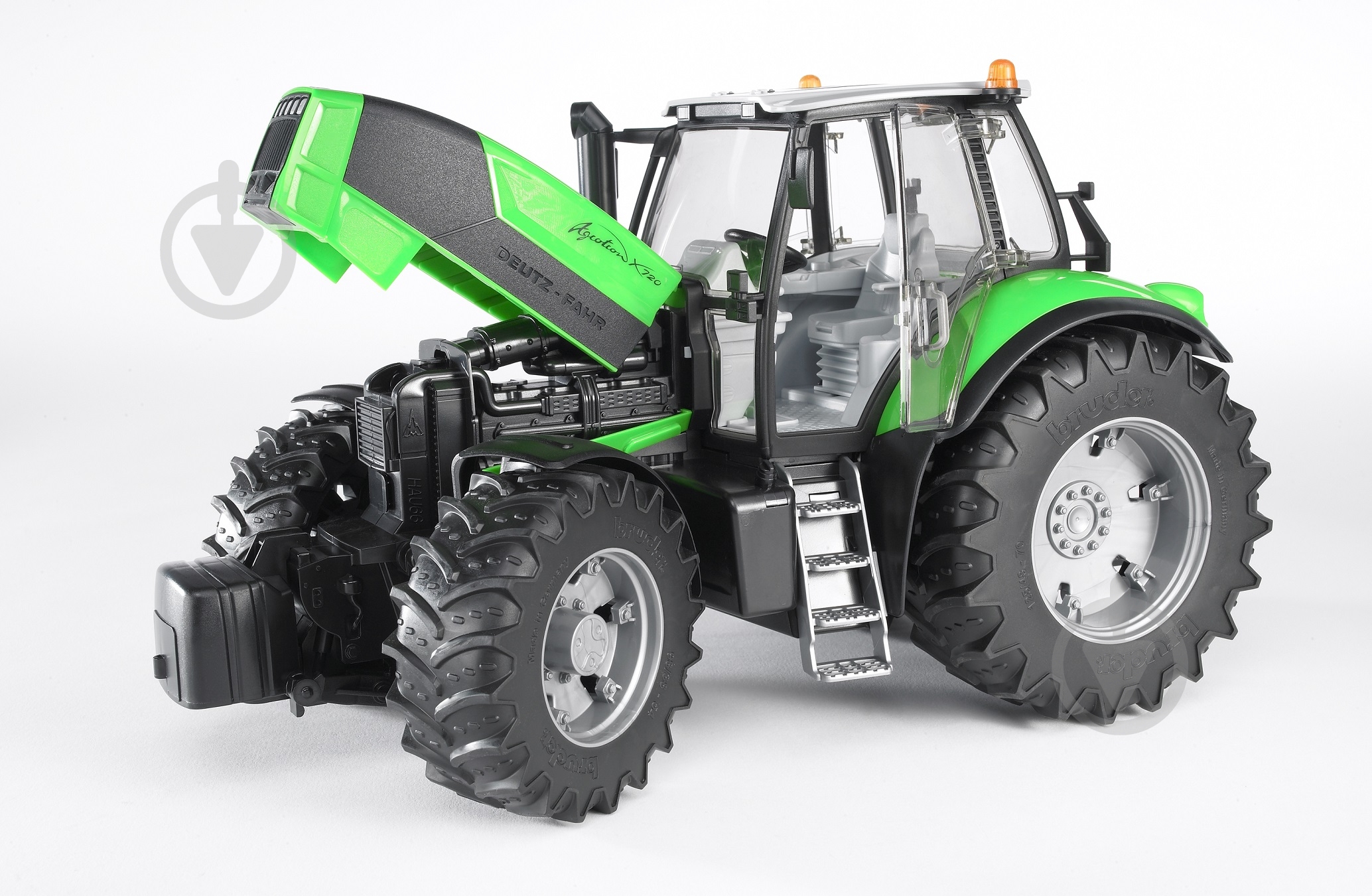 Трактор Bruder Deutz Argotron X720 1:16 03080 - фото 2 Трактор Bruder Deutz Argotron X720 1:16 03080 - фото 2