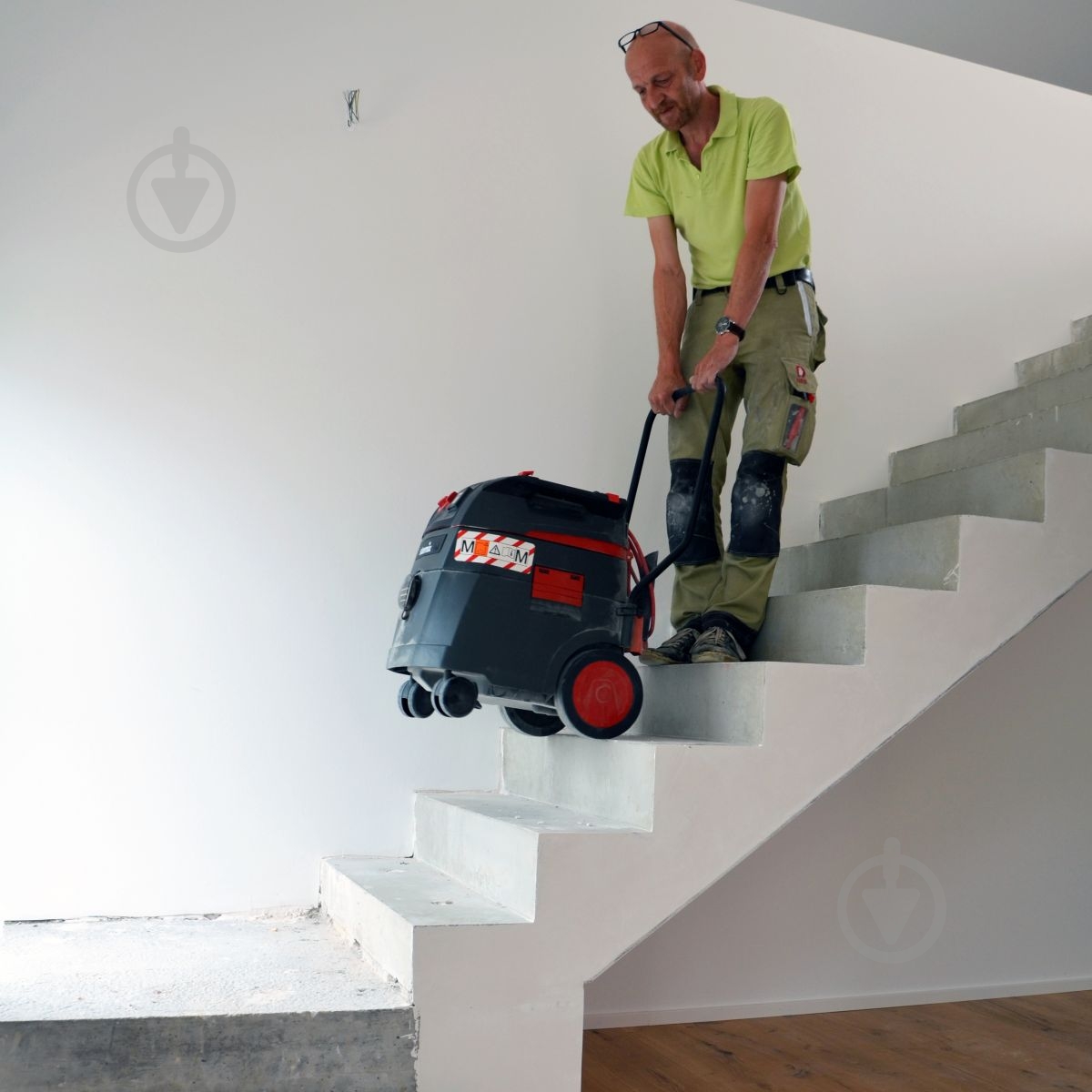 Пылесос Starmix iPulse M-1635 Safe Plus 018638 - фото 4 Пылесос Starmix iPulse M-1635 Safe Plus 018638 - фото 4