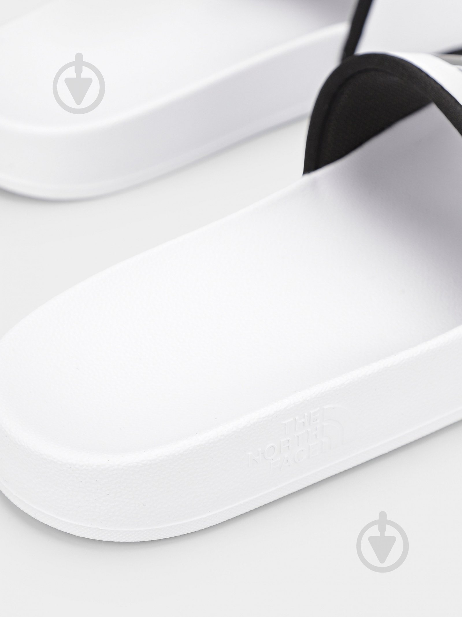 Тапочки THE NORTH FACE W BASE CAMP SLIDE III NF0A4T2SLA9 р.36 белый - фото 5