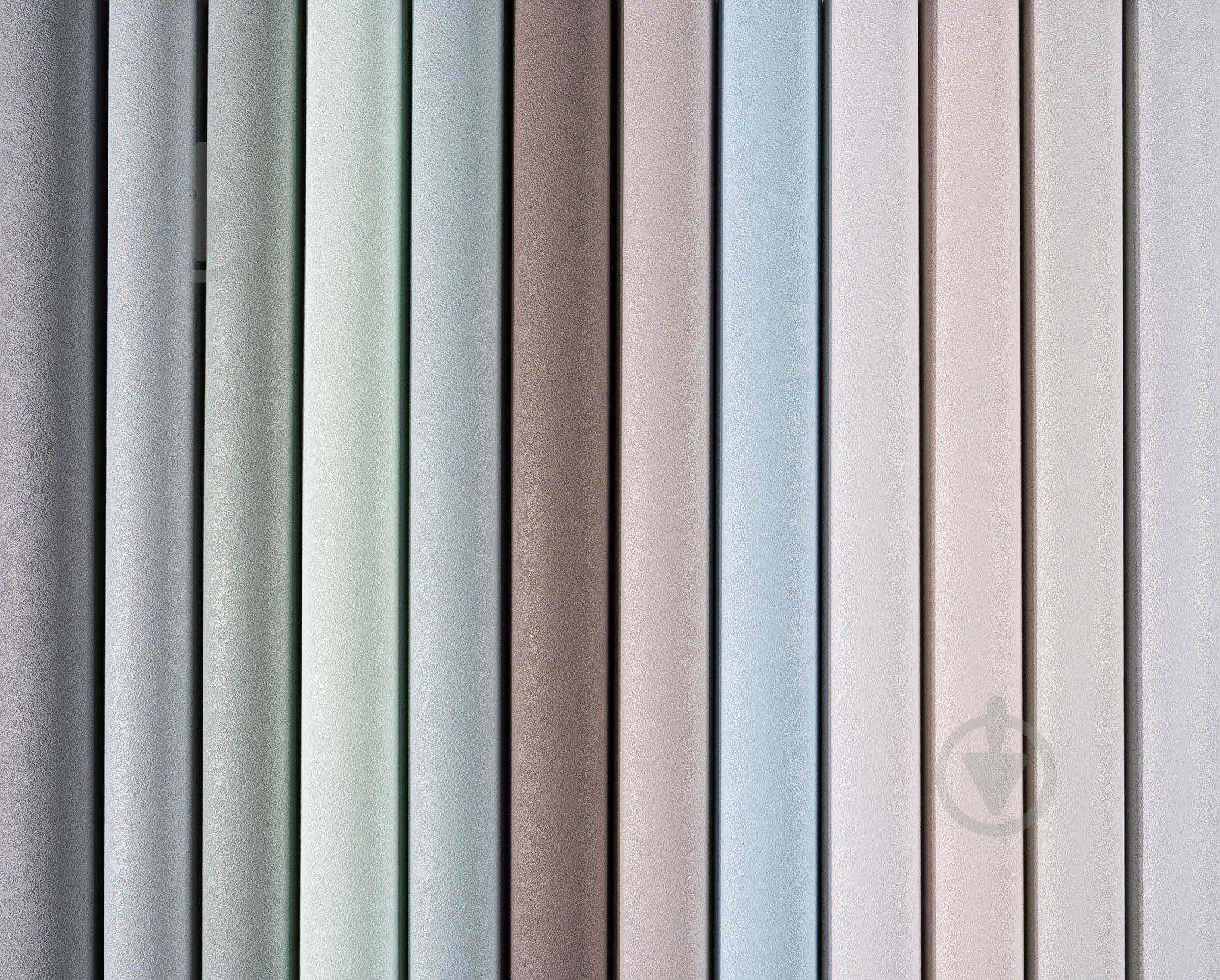 Шпалери вінілові гарячого тиснення Слов'янські шпалери Le Grand platinum Сатин 1701-07 1,06x10,05 м - фото 3 Шпалери вінілові гарячого тиснення Слов'янські шпалери Le Grand platinum Сатин 1701-07 1,06x10,05 м - фото 3