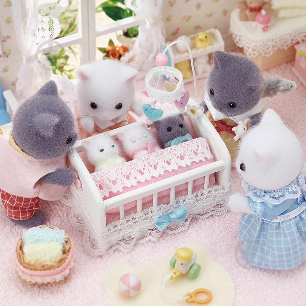 Ігровий набір Sylvanian Families Сім'я Перських Котів 5455 - фото 5
