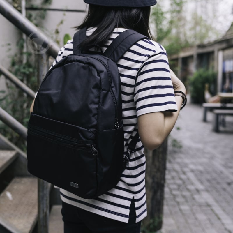 Рюкзак Pacsafe Daysafe backpack 13" black (20520100) - фото 6 Рюкзак Pacsafe Daysafe backpack 13" black (20520100) - фото 6