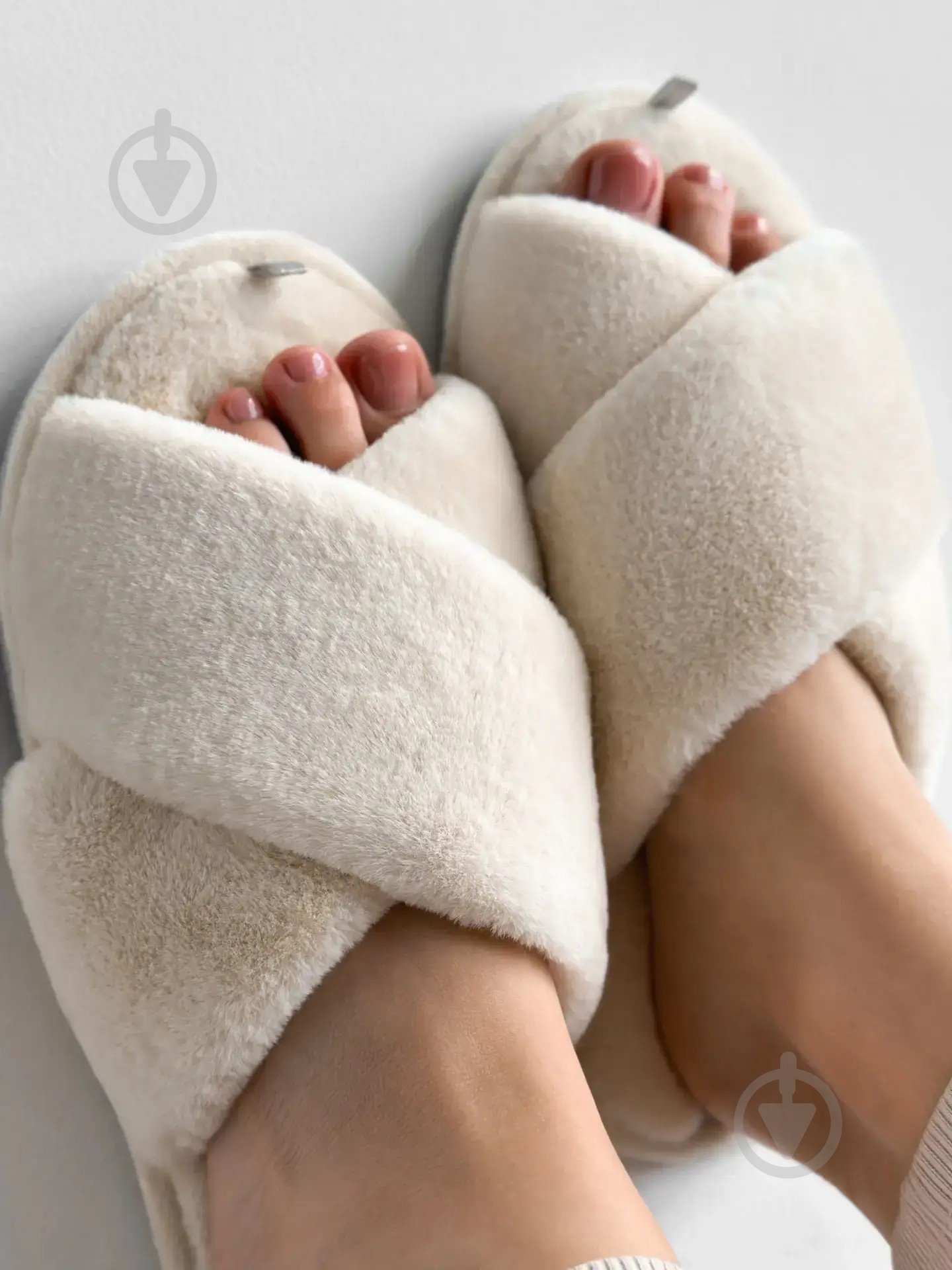 Капці домашні Twins хутрянi перехрест 15124 р.36/37 молочний - фото 5