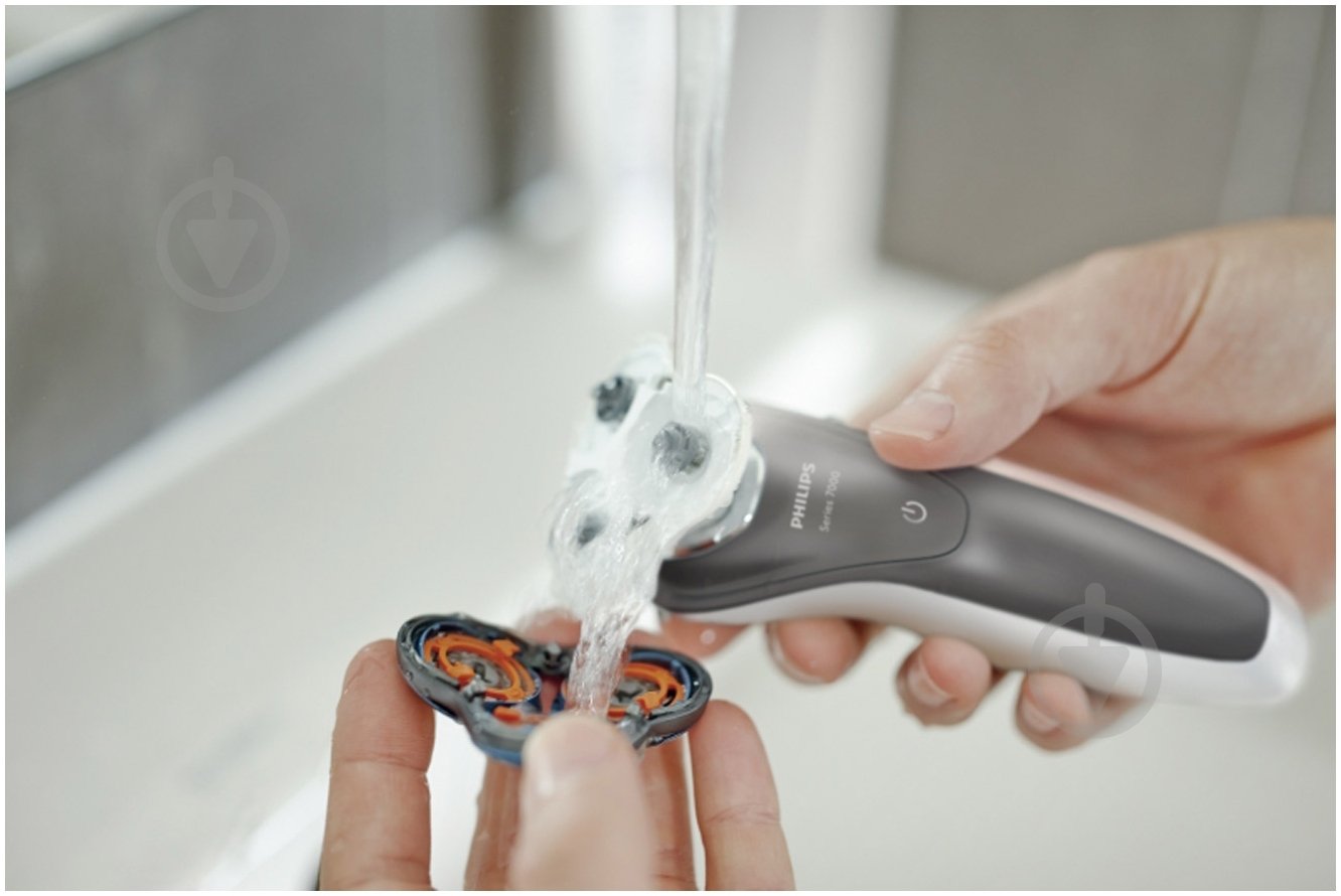 Електробритва Philips Series 7000 S7720/26 - фото 7