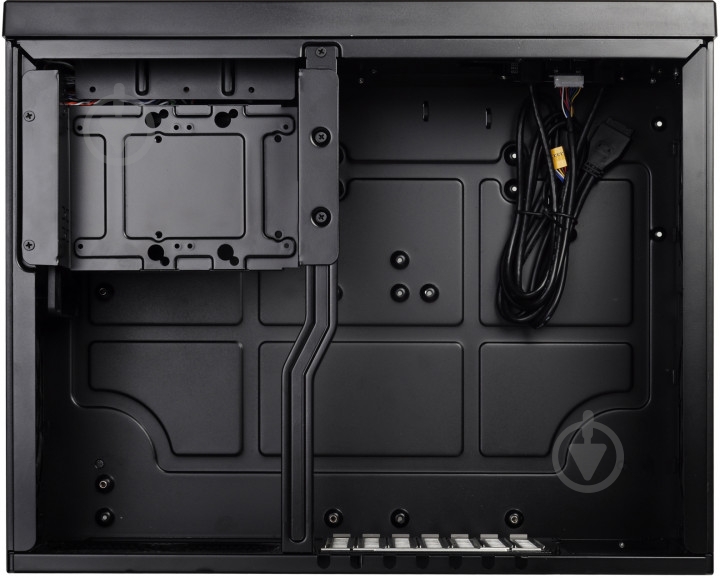 Корпус SilverStone Grandia GD09 SST-GD09B - фото 13 Корпус SilverStone Grandia GD09 SST-GD09B - фото 13