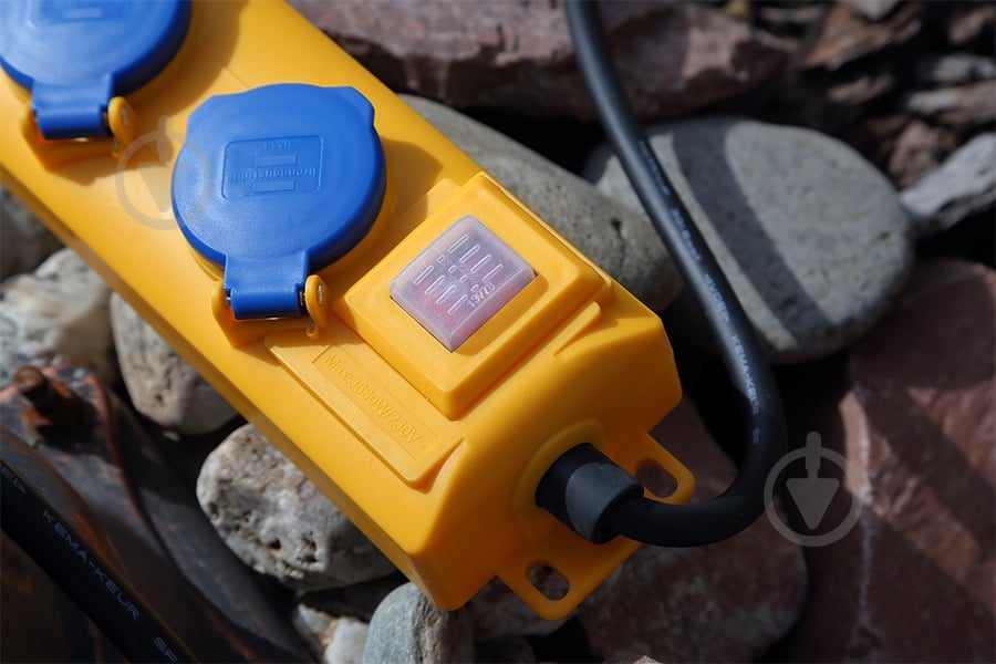 Подовжувач з вимикачем Brennenstuhl Super-Solid SL 554 із заземленням 5 гн. жовтий 2 м 1159900205 - фото 4 Подовжувач з вимикачем Brennenstuhl Super-Solid SL 554 із заземленням 5 гн. жовтий 2 м 1159900205 - фото 4