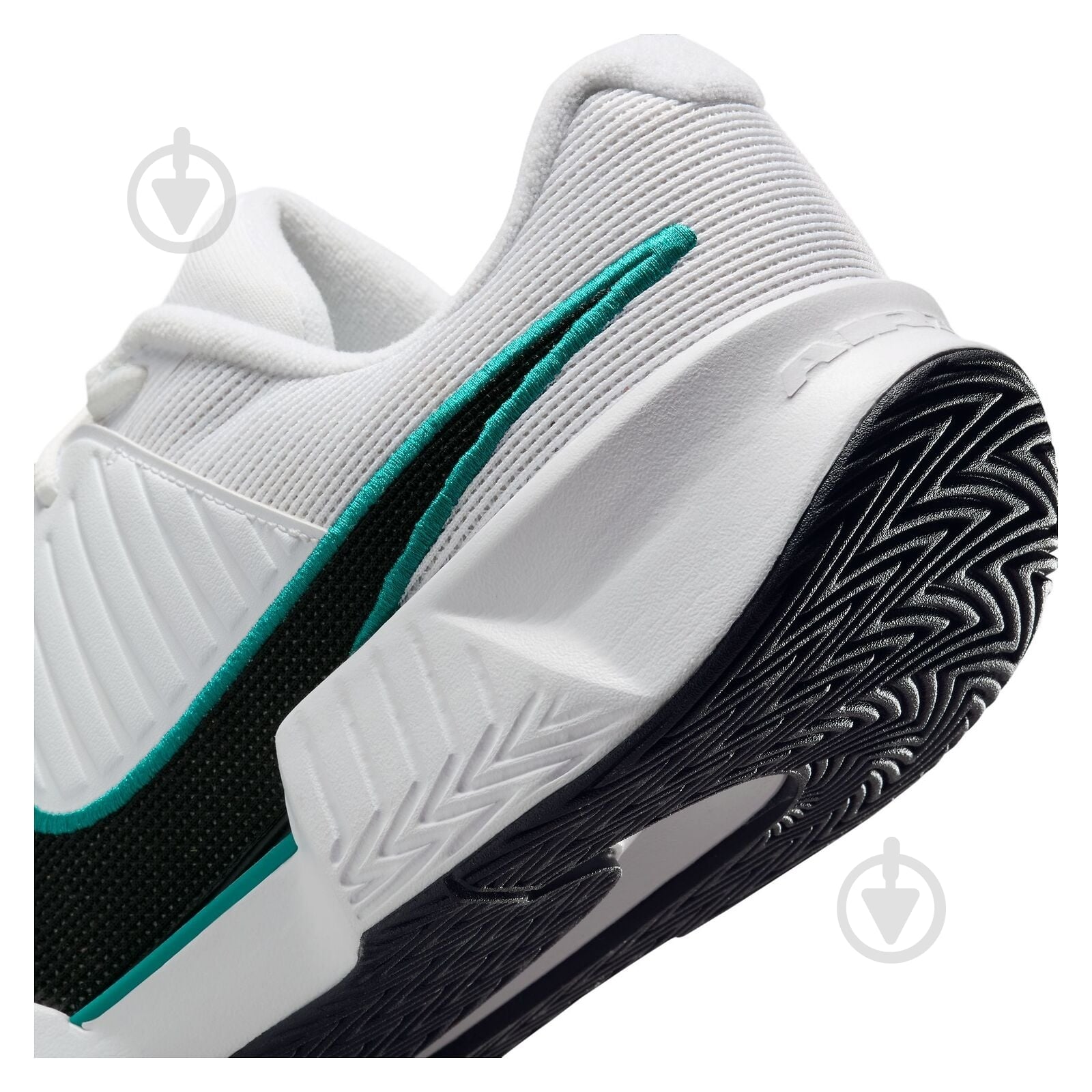 Кроссовки мужские Nike GP Challenge Pro FB3145-104 р.44 белые - фото 8 Кроссовки мужские Nike GP Challenge Pro FB3145-104 р.44 белые - фото 8