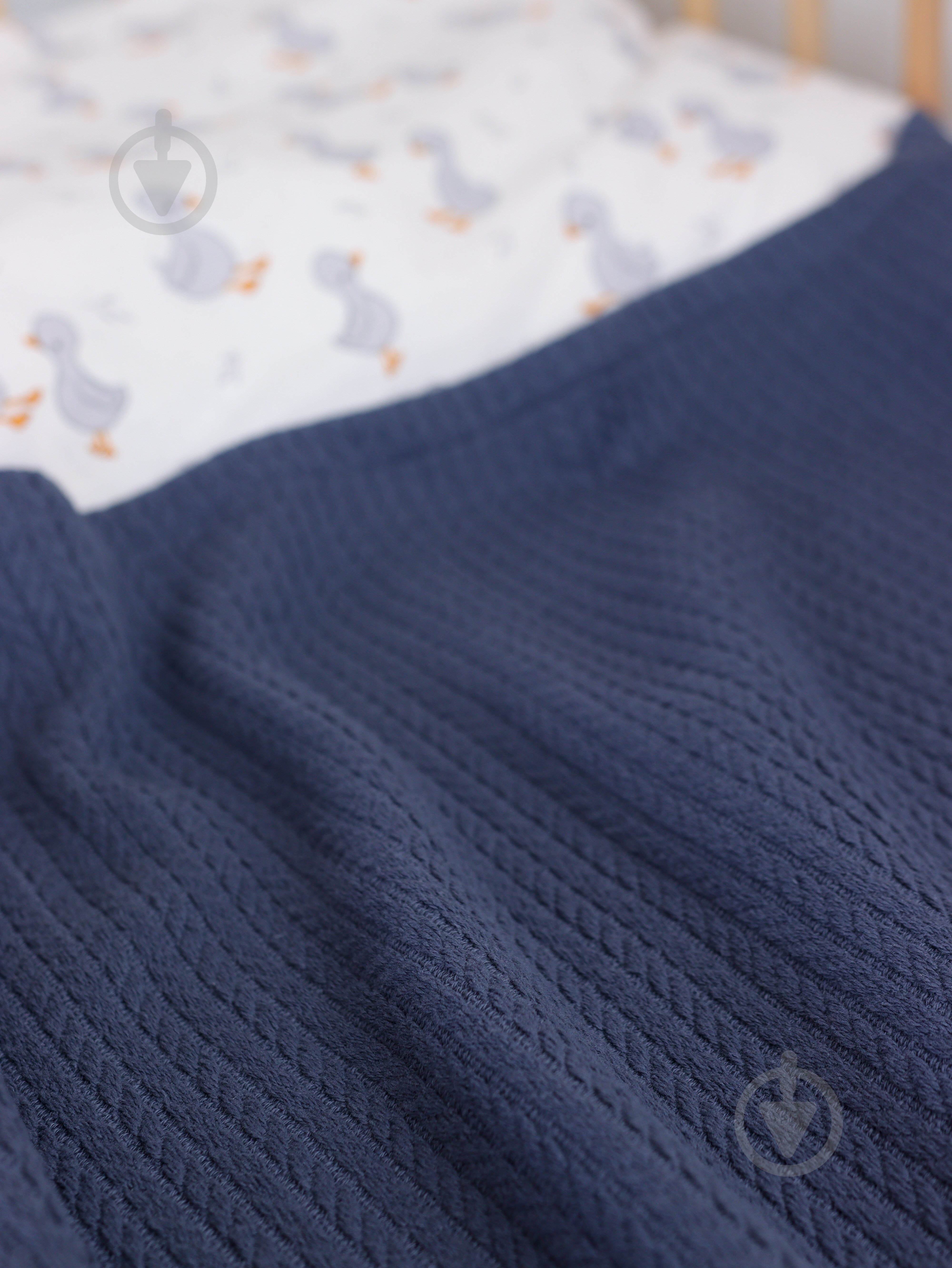 Плед INVO Косы 90x90 см темно-синий - фото 2 Плед INVO Косы 90x90 см темно-синий - фото 2