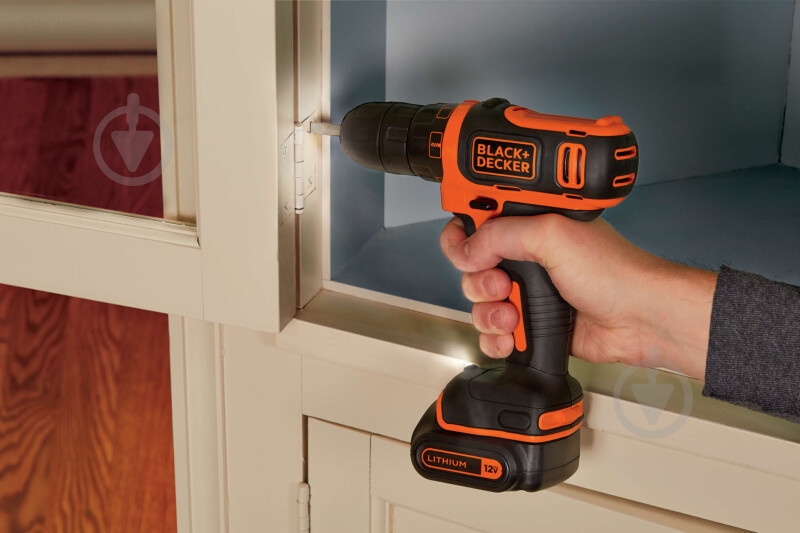 Шуруповерт акумуляторний Black+Decker BDCDD12B - фото 10