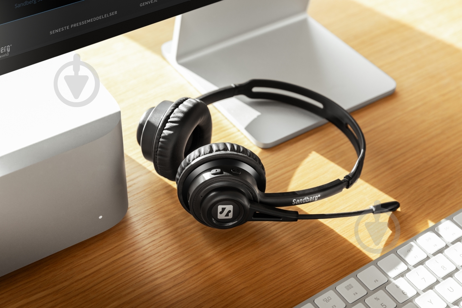 Bluetooth-гарнитура Sandberg Wireless Headset black (126-44) - фото 7