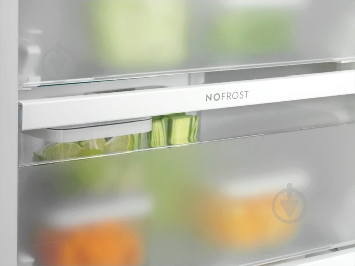 Встраиваемая морозильная камера Electrolux EUN7NE18S - фото 3