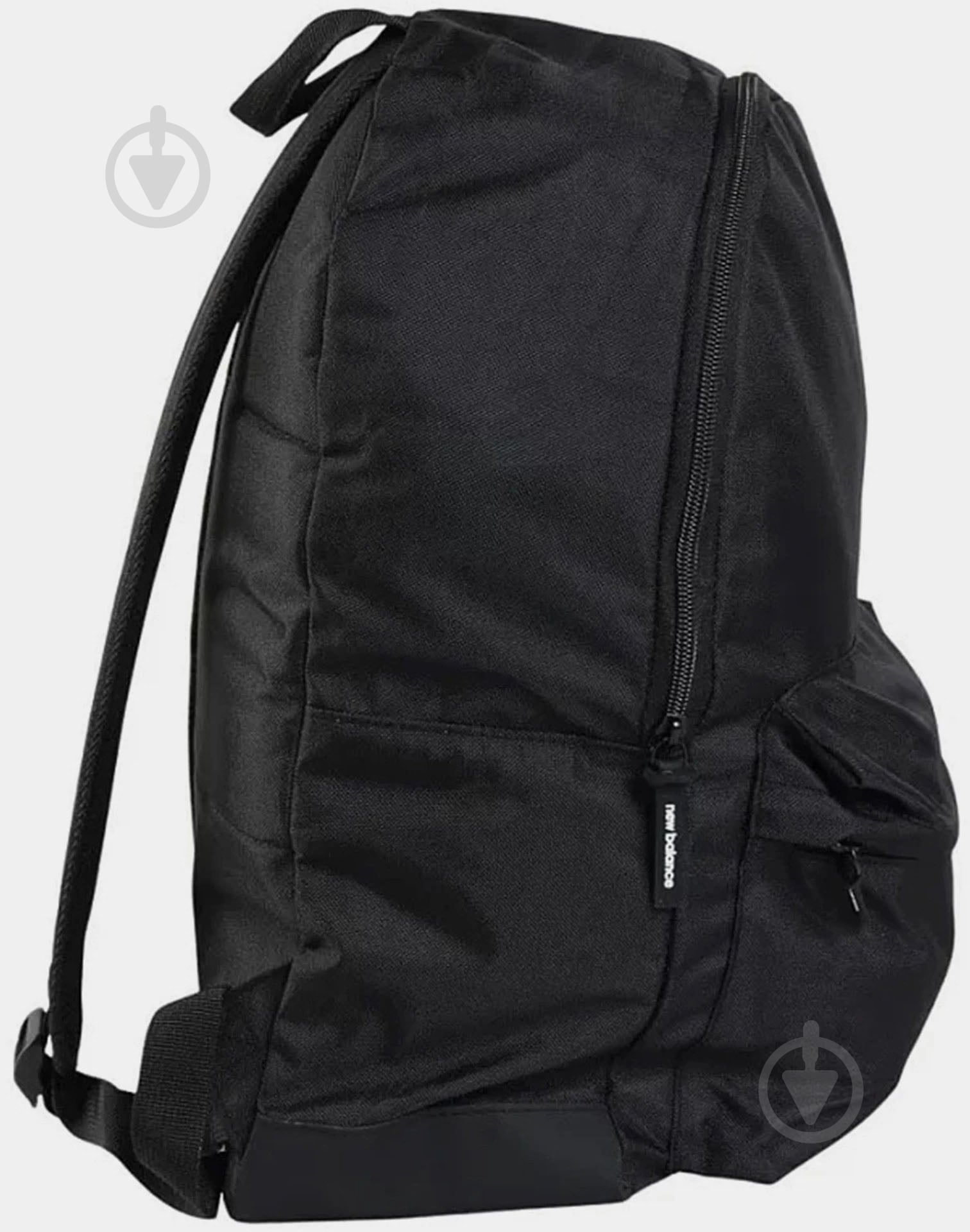 Рюкзак New Balance Essential Backpack LAB53511BK 17 л черный - фото 5 Рюкзак New Balance Essential Backpack LAB53511BK 17 л черный - фото 5