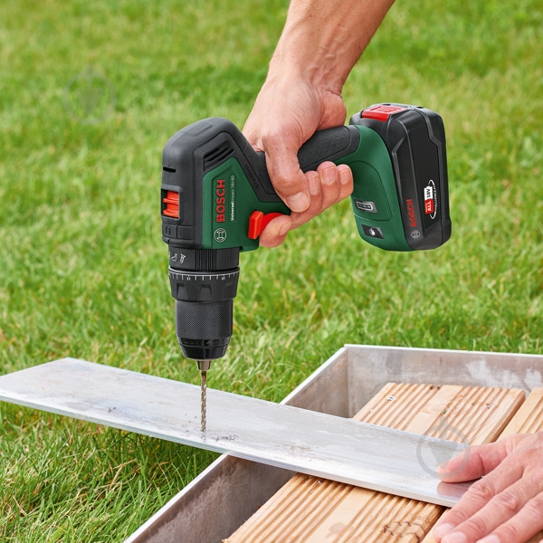 Шуруповерт аккумуляторный Bosch UniversalImpact 18V-60 06039D7102 - фото 3 Шуруповерт аккумуляторный Bosch UniversalImpact 18V-60 06039D7102 - фото 3