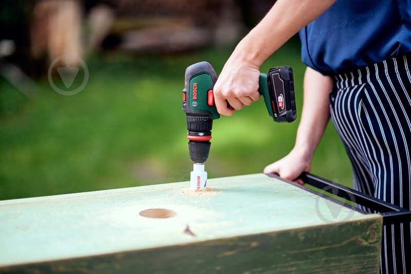 Шуруповерт аккумуляторный Bosch UniversalImpact 18V-60 06039D7102 - фото 9 Шуруповерт аккумуляторный Bosch UniversalImpact 18V-60 06039D7102 - фото 9