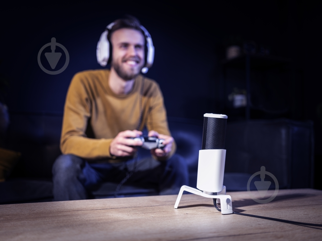 Микрофон Trust GXT 258W Fyru USB 4-in-1 PS5 Compatible White (24257) (24257) - фото 13 Микрофон Trust GXT 258W Fyru USB 4-in-1 PS5 Compatible White (24257) (24257) - фото 13