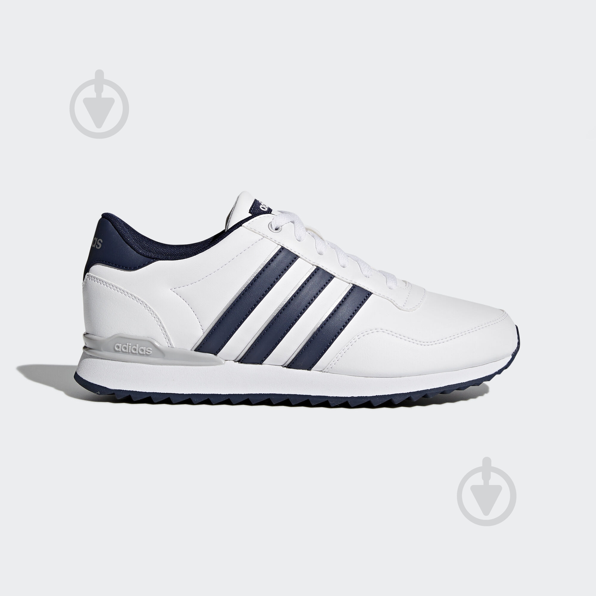 Кросівки чоловічі зимові Adidas JOGGER CL AW4074 р.43 1/3 білі - фото 1