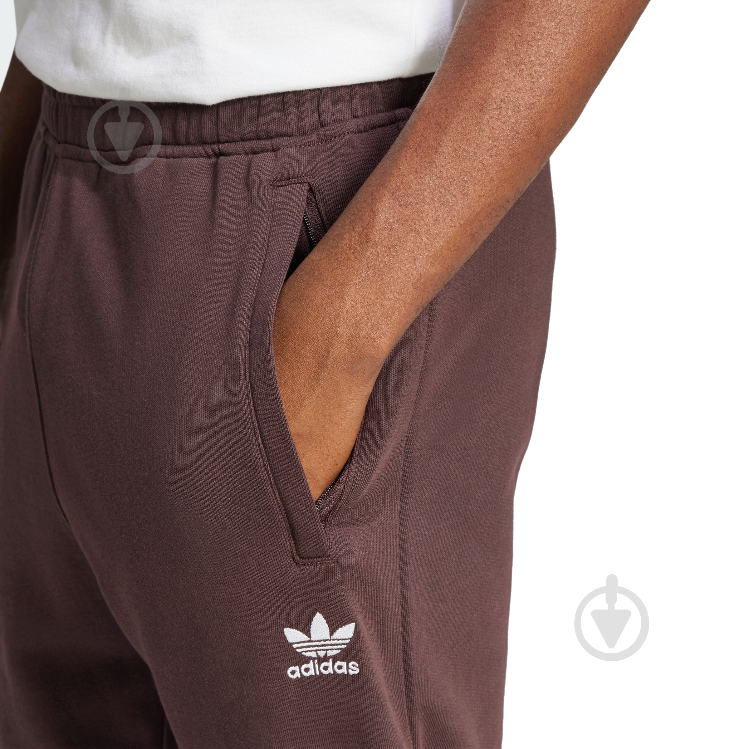 ᐉ Брюки Adidas ESS PT IX7690 р. 2XL коричневый • Купить в Киеве